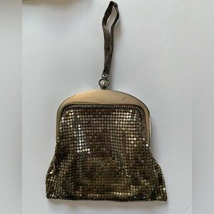 Vintage 1930’s petite silver mesh wristlet